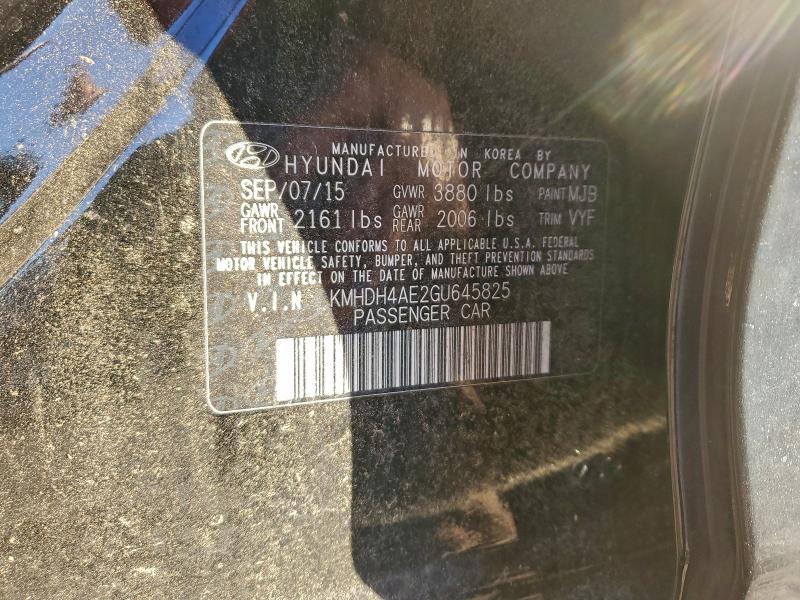 Фото 12 - HYUNDAI ELANTRA