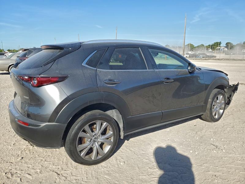 Фото 3 - MAZDA CX30