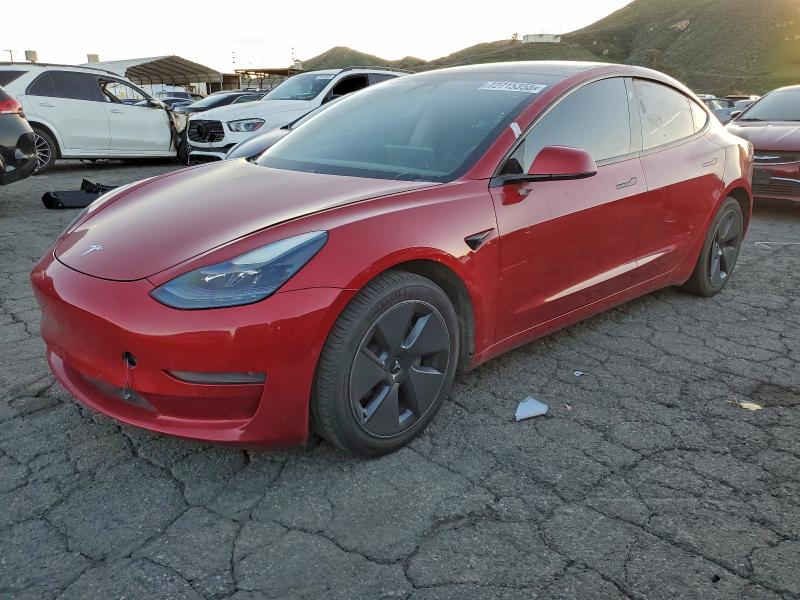 Фото 1 - TESLA MODEL 3