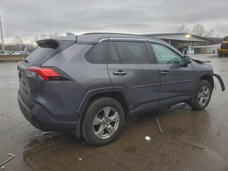 Фото 3 - TOYOTA RAV4