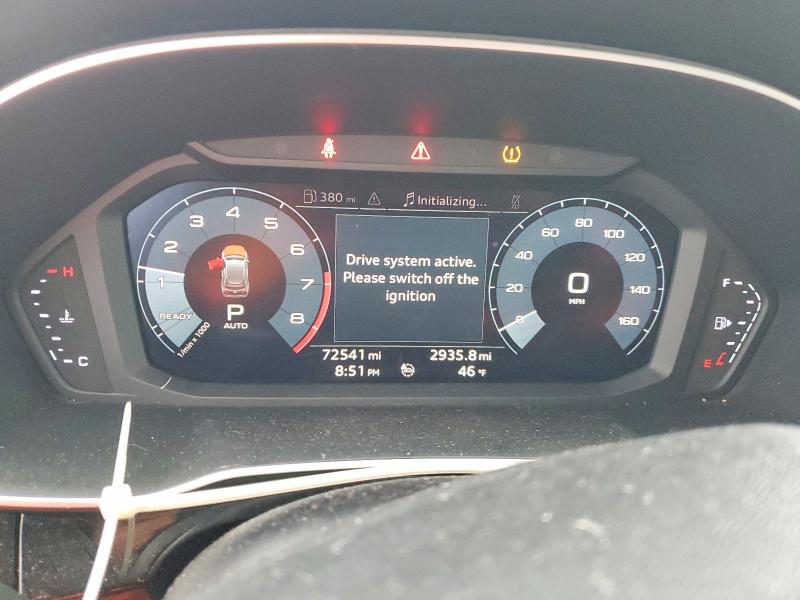 Фото 9 - AUDI Q3