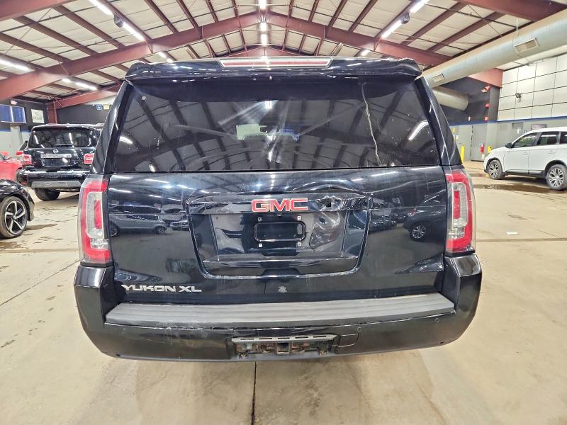 Фото 6 - GMC YUKON