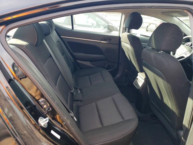 Фото 10 - HYUNDAI ELANTRA