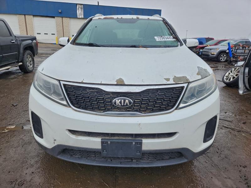Фото 5 - KIA SORENTO
