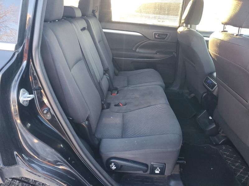 Фото 11 - TOYOTA HIGHLANDER