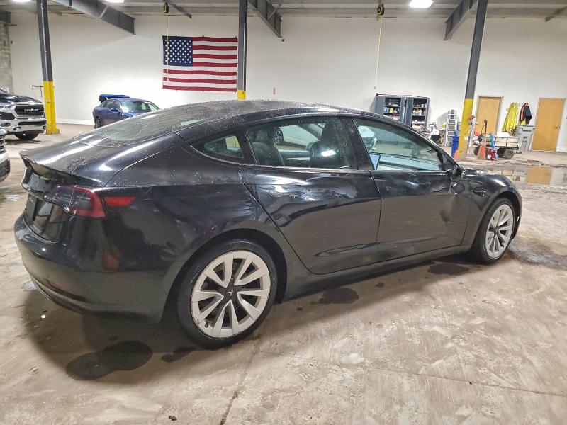 Фото 3 - TESLA MODEL 3