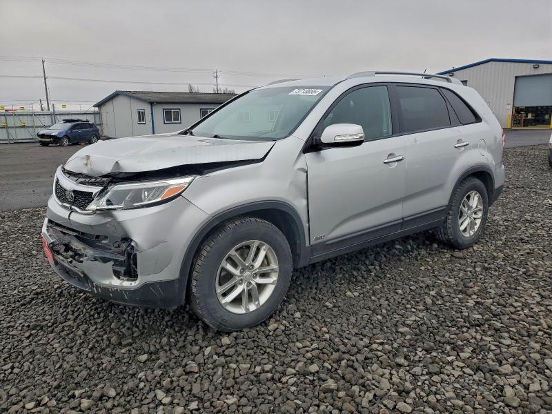 Фото 1 - KIA SORENTO