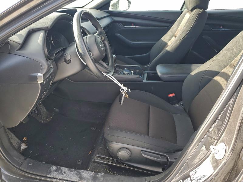 Фото 7 - MAZDA 3