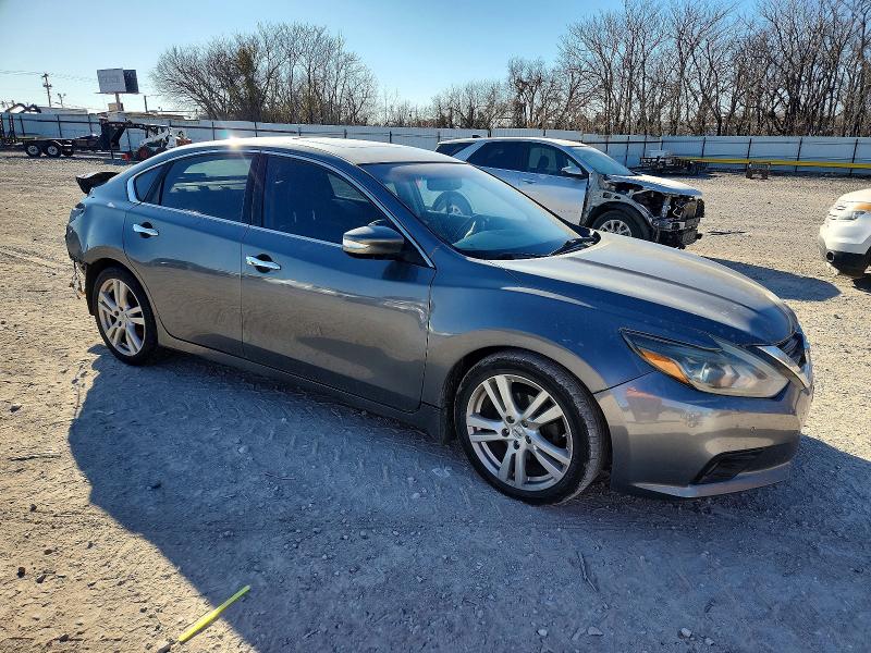 Фото 4 - NISSAN ALTIMA