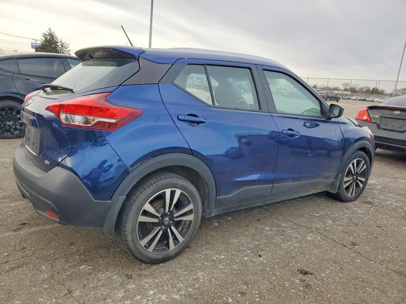 Фото 3 - NISSAN KICKS