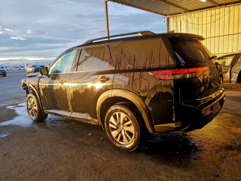 Фото 2 - NISSAN PATHFINDER