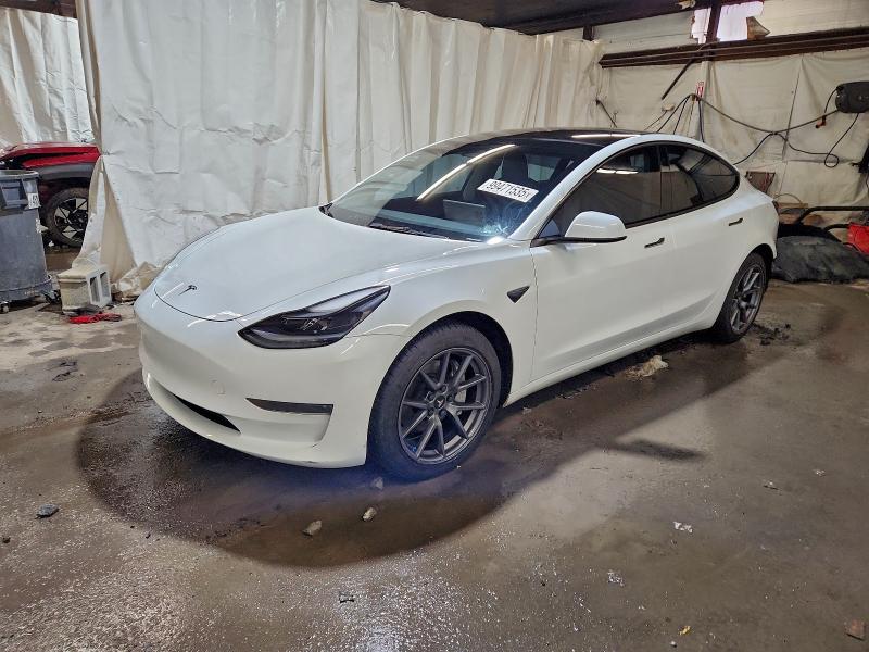 Фото 1 - TESLA MODEL 3