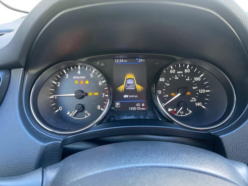 Фото 8 - NISSAN ROGUE