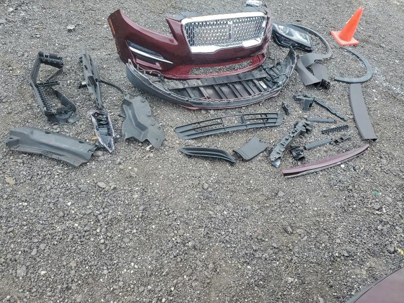 Фото 13 - LINCOLN MKC