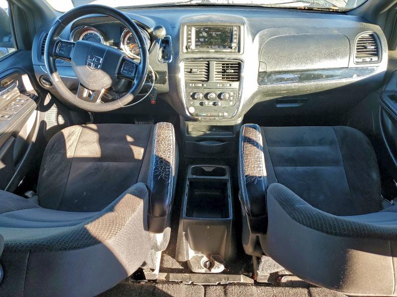 Фото 8 - DODGE CARAVAN