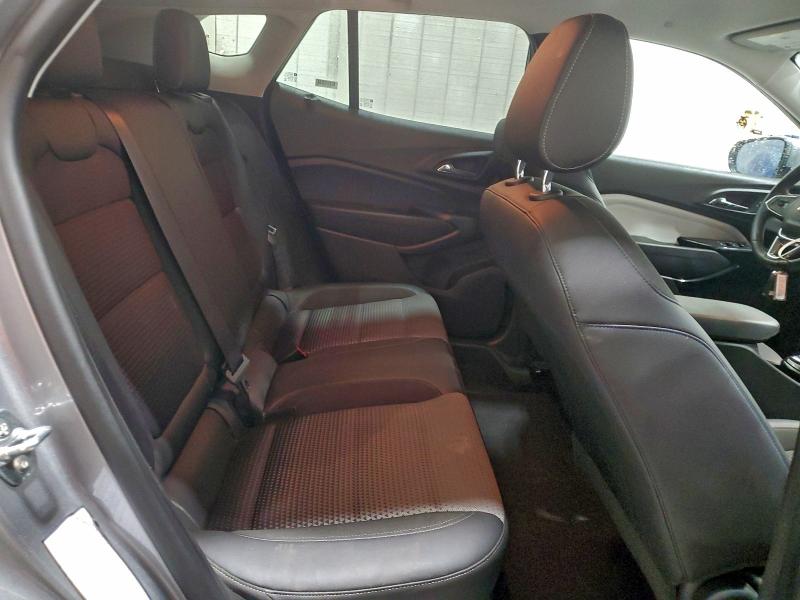 Фото 11 - CHEVROLET TRAX