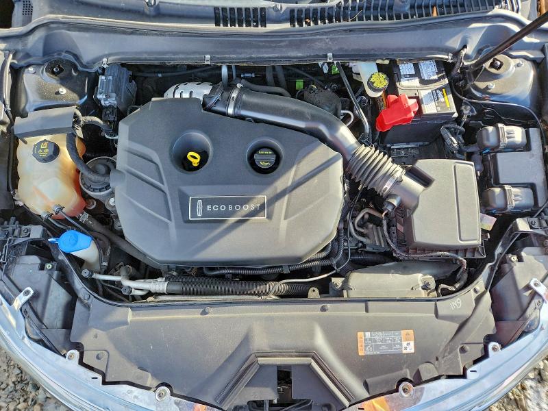 Фото 11 - LINCOLN MKZ