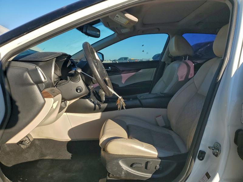 Фото 7 - NISSAN MAXIMA