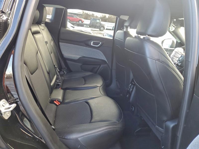 Фото 11 - JEEP COMPASS