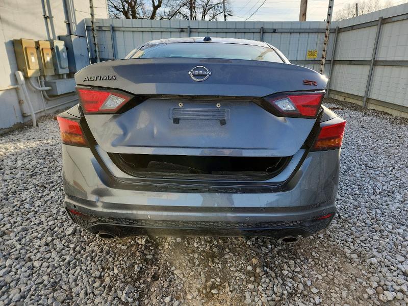 Фото 6 - NISSAN ALTIMA