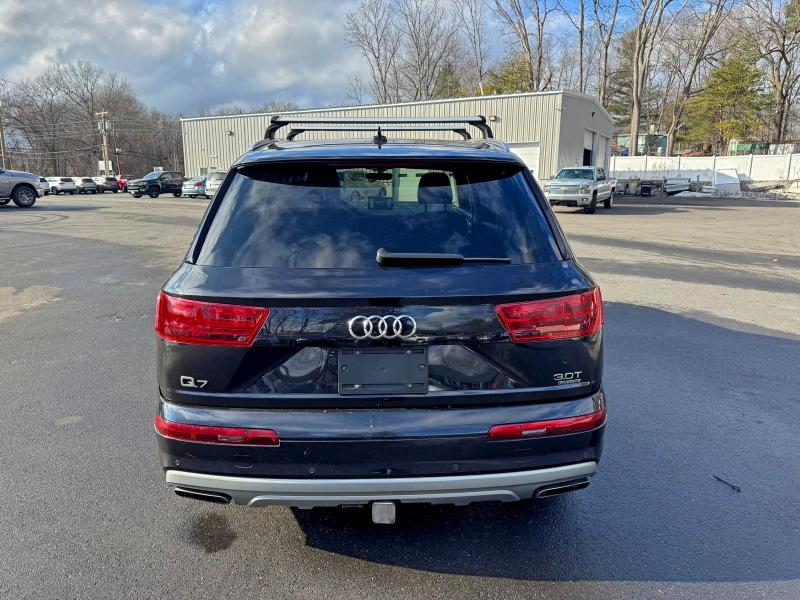 Фото 6 - AUDI Q7