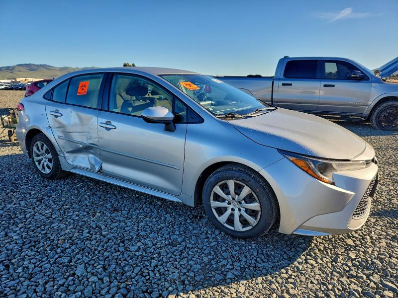 Фото 4 - TOYOTA COROLLA