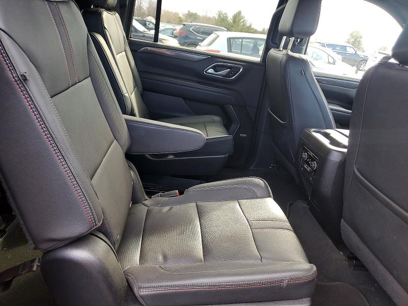 Фото 11 - CHEVROLET SUBURBAN