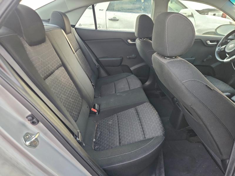 Фото 10 - KIA RIO