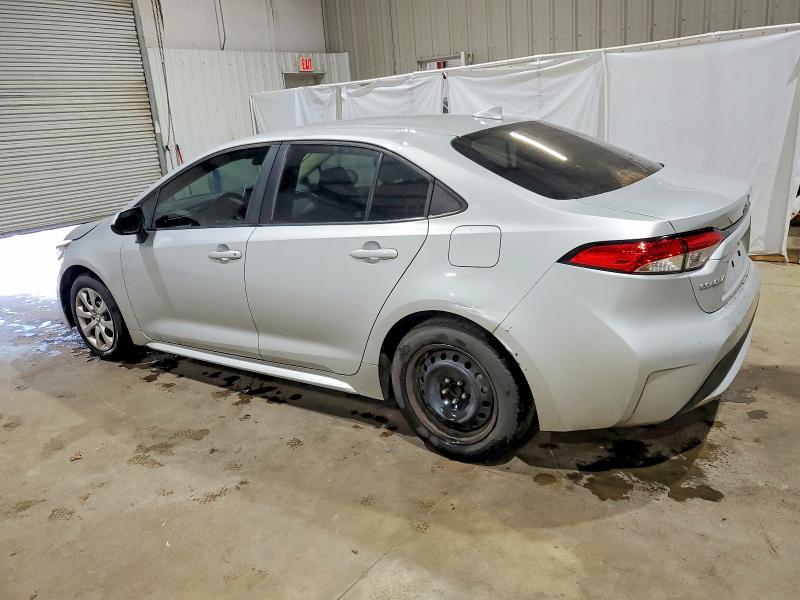 Фото 2 - TOYOTA COROLLA