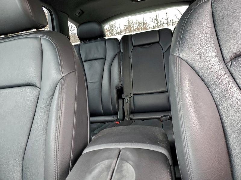 Фото 10 - AUDI Q7