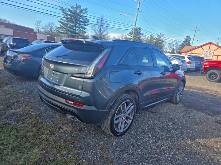 Фото 4 - CADILLAC XT4