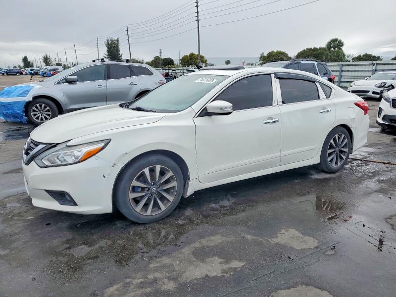 Фото 1 - NISSAN ALTIMA