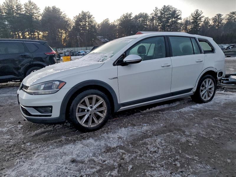 Фото 1 - VOLKSWAGEN GOLF