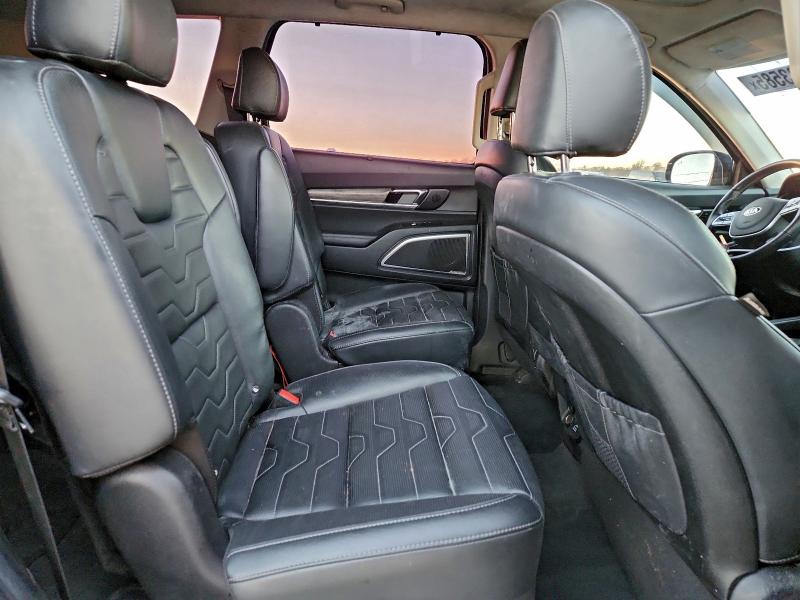 Фото 11 - KIA TELLURIDE