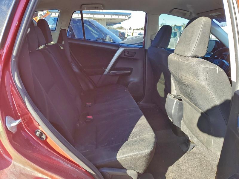 Фото 11 - TOYOTA RAV4