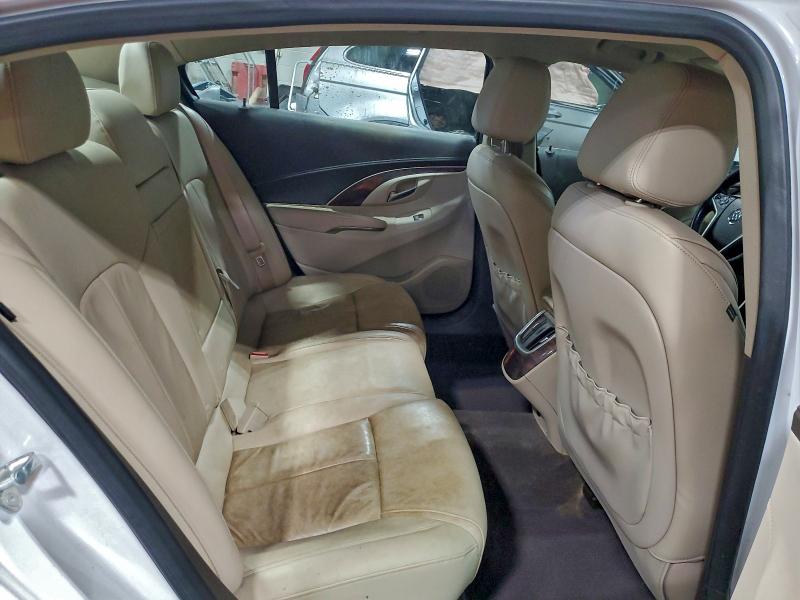 BUICK LACROSSE 2016 VIN 1G4GB5G37GF142368