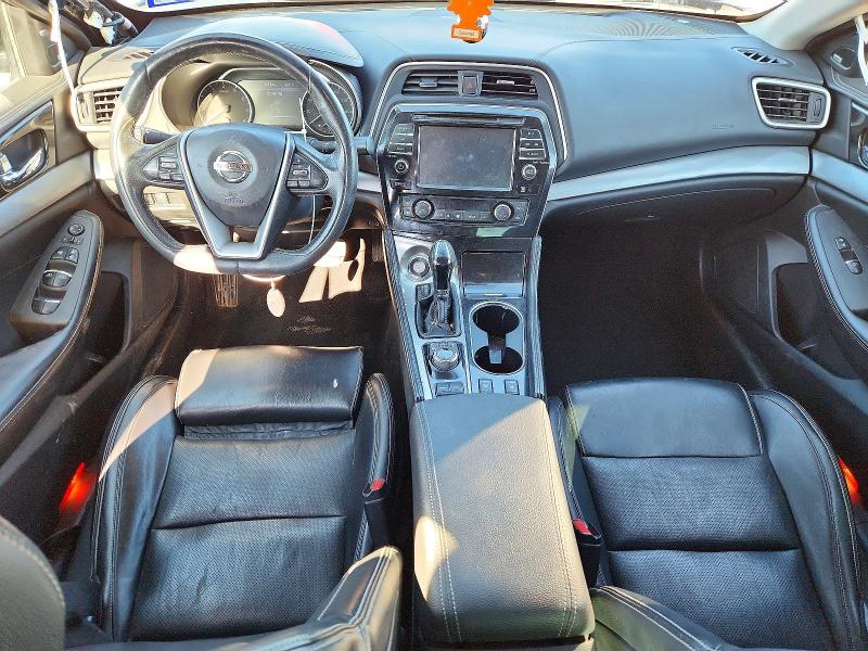 Фото 8 - NISSAN MAXIMA