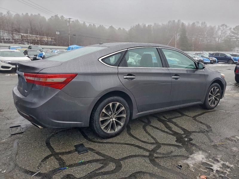 Фото 3 - TOYOTA AVALON