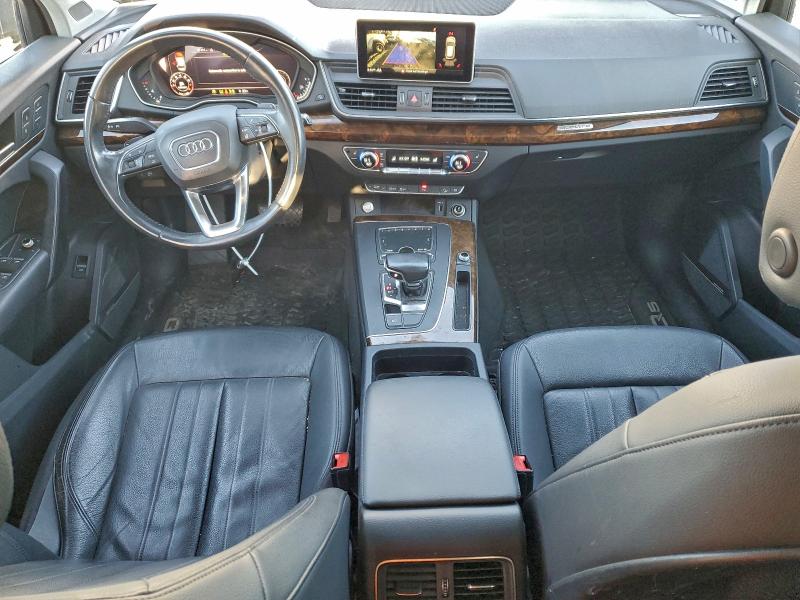 Фото 8 - AUDI Q5