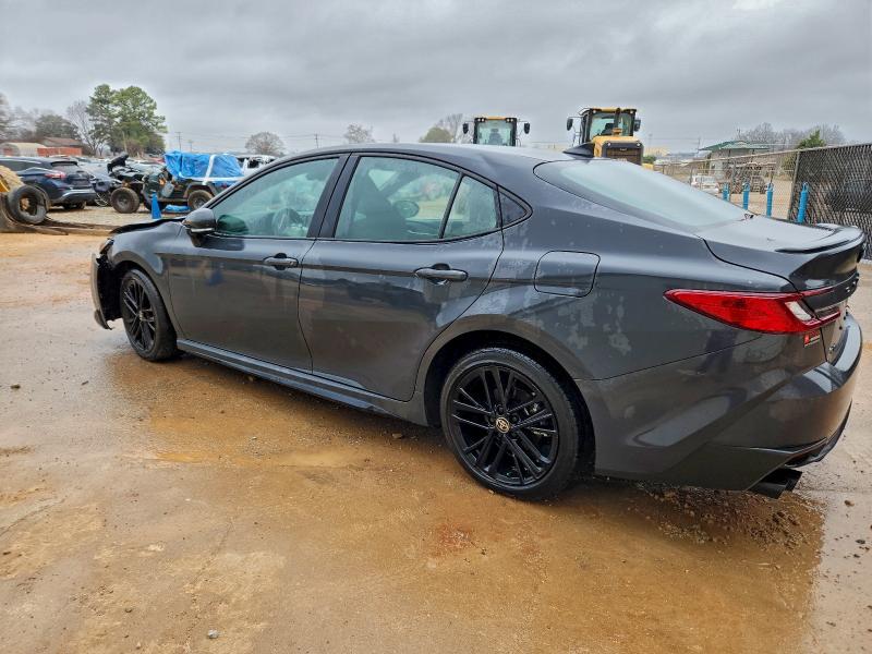 Фото 2 - TOYOTA CAMRY
