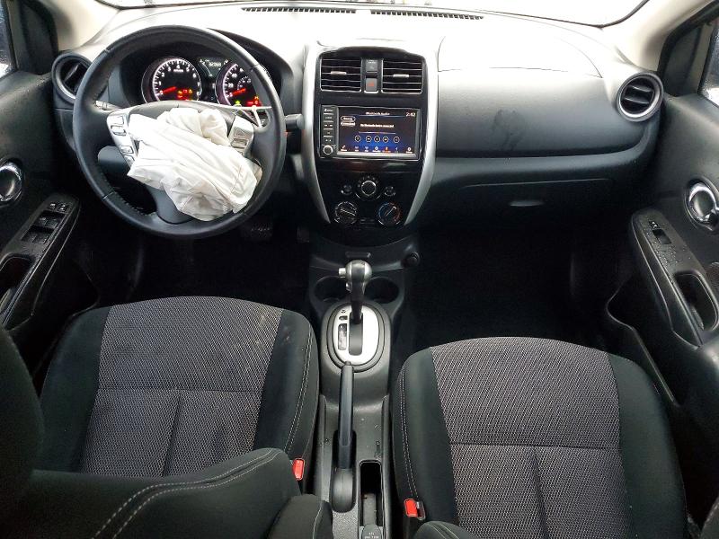 Фото 8 - NISSAN VERSA