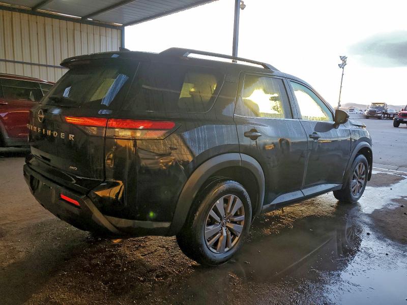 Фото 3 - NISSAN PATHFINDER