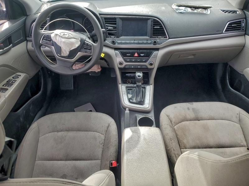 Фото 8 - HYUNDAI ELANTRA