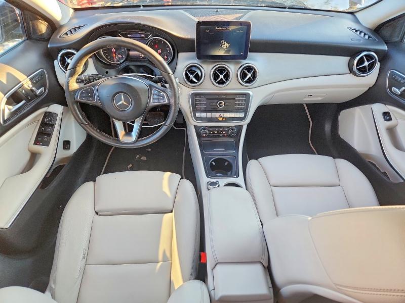 Фото 8 - MERCEDES-BENZ GLA-CLASS