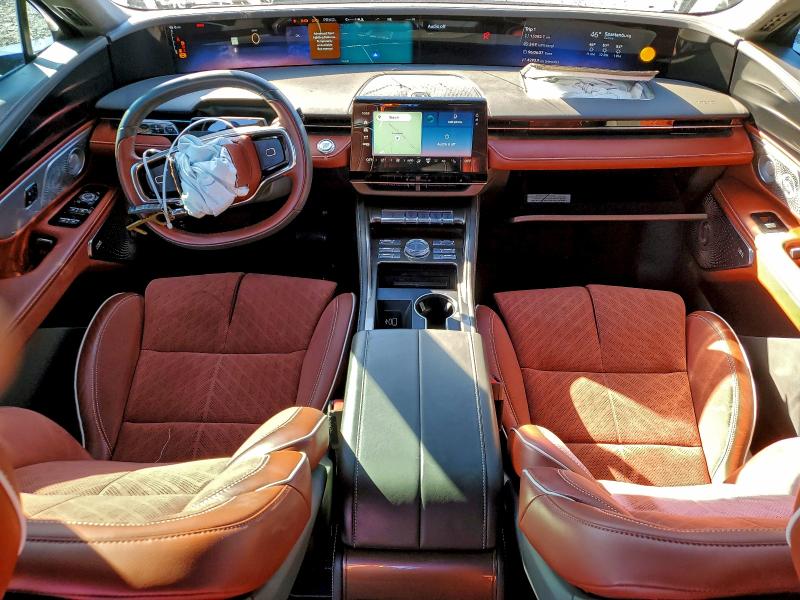 Фото 8 - LINCOLN NAUTILUS