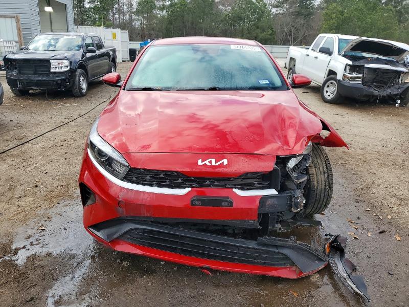 Фото 5 - KIA FORTE