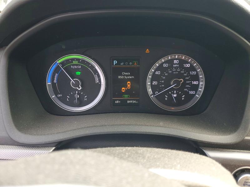 Фото 9 - HYUNDAI SONATA