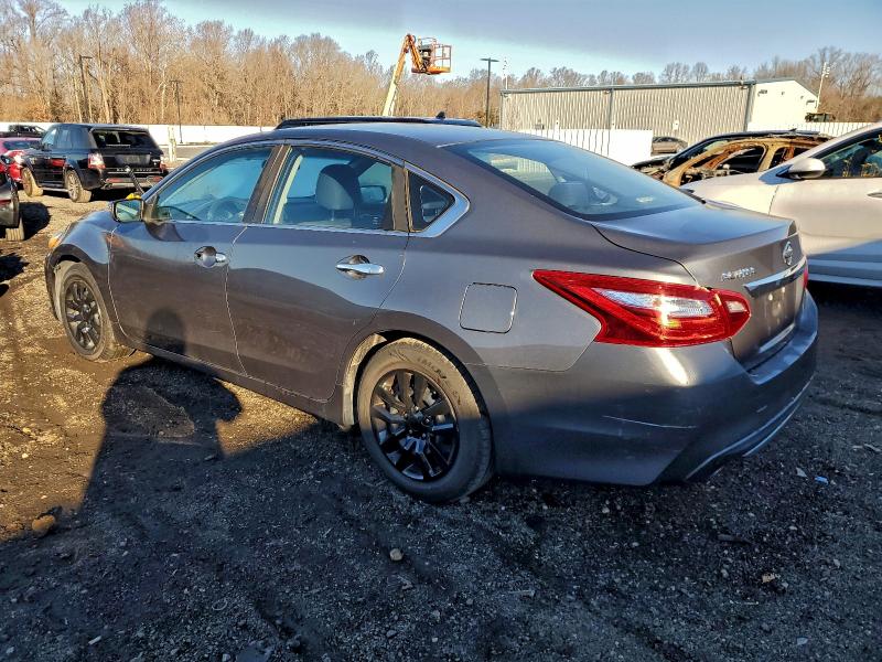 Фото 2 - NISSAN ALTIMA