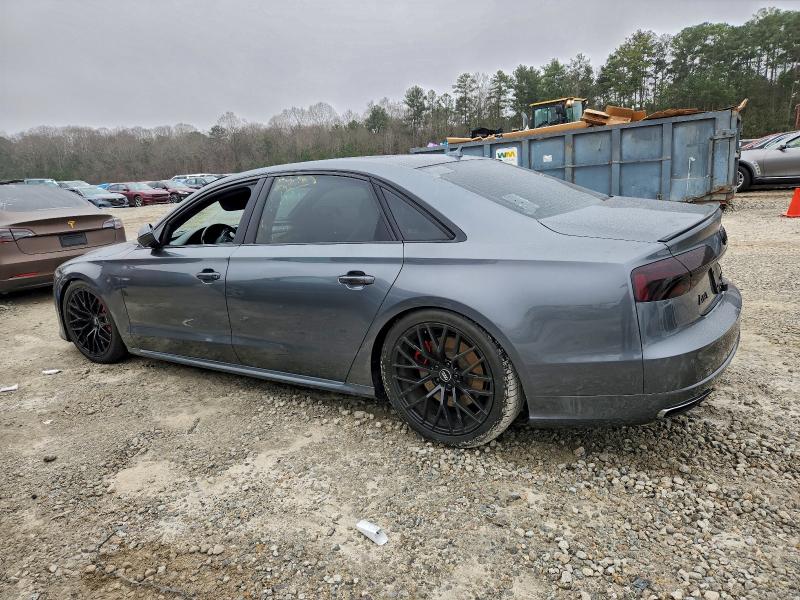 Фото 2 - AUDI A8