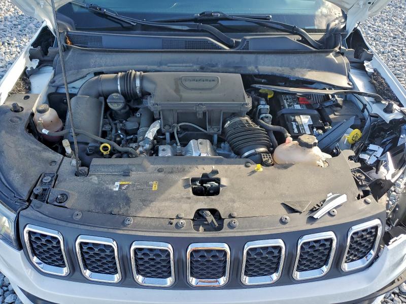 Фото 11 - JEEP COMPASS